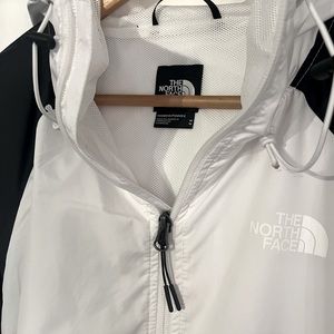 Women’s North Face Hydrenaline Jacket. Size Medium.